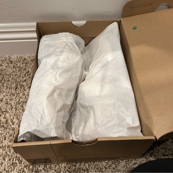 Nike Flex Men’s Running Shoes Size 12 | White & Silver | New in Box - Picture 9 of 11